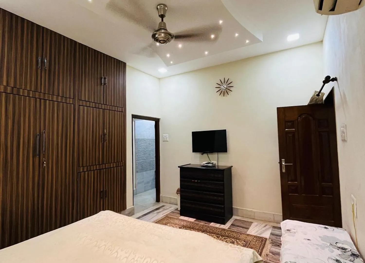 Luxury Stays Varanasi 0*,