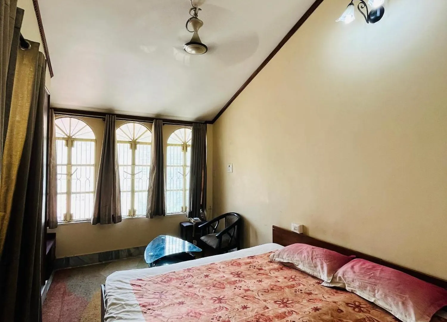 Luxury Stays Varanasi 0*,  India